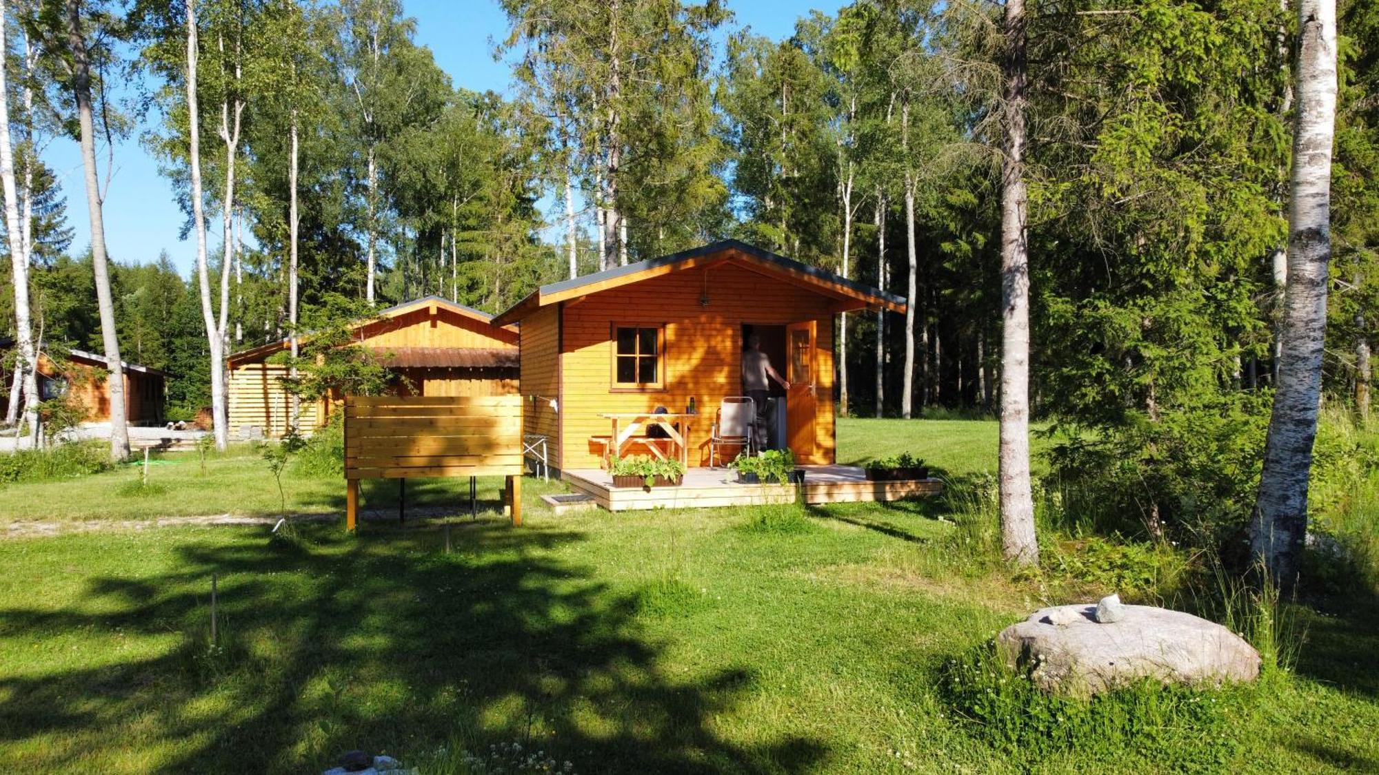 Marika Puhkekuela - Metsanurga Oeoemaja "Shared Bathroom" Nova Exteriér fotografie