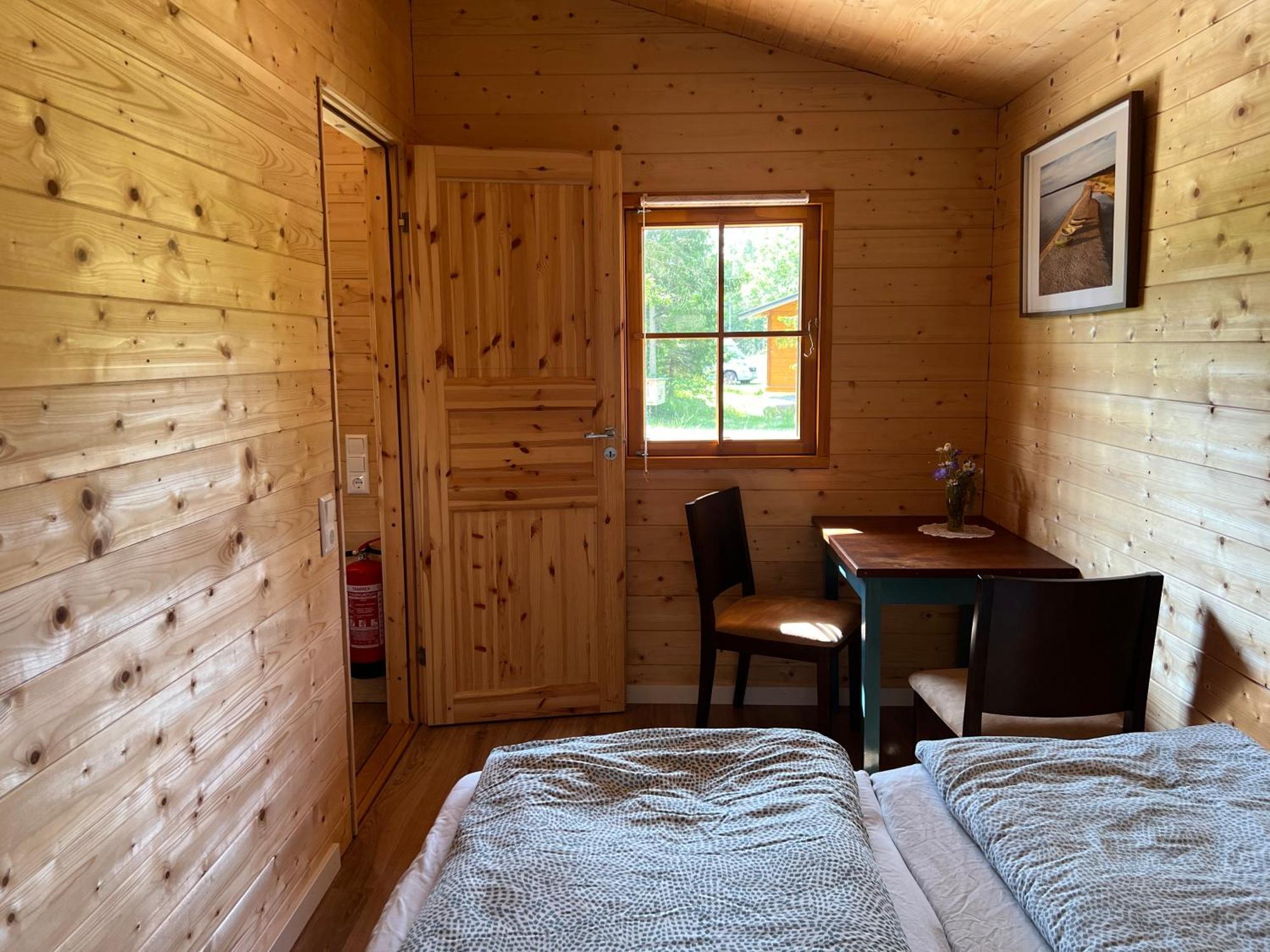 Marika Puhkekuela - Metsanurga Oeoemaja "Shared Bathroom" Nova Exteriér fotografie