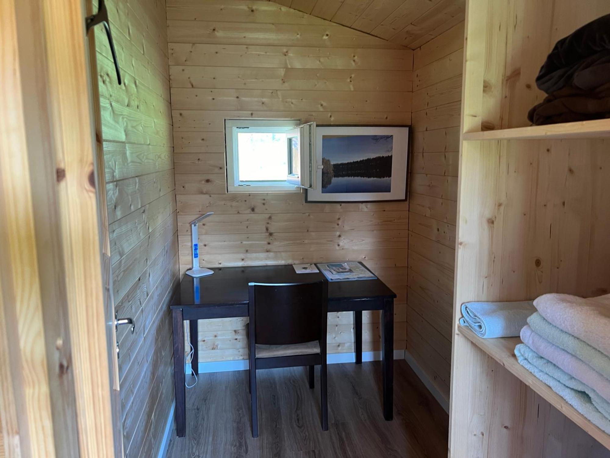 Marika Puhkekuela - Metsanurga Oeoemaja "Shared Bathroom" Nova Exteriér fotografie