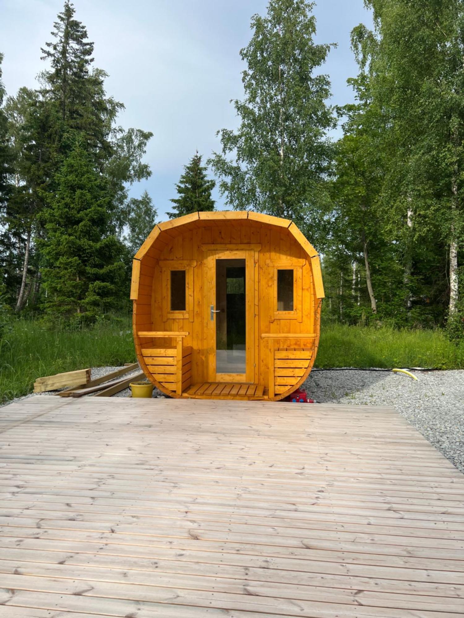 Marika Puhkekuela - Metsanurga Oeoemaja "Shared Bathroom" Nova Exteriér fotografie